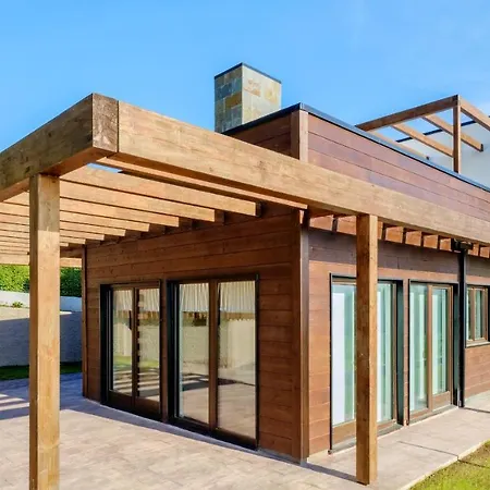 Charming House Sea View In * Outes