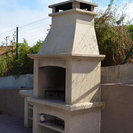 Charming House Sea View In 別荘